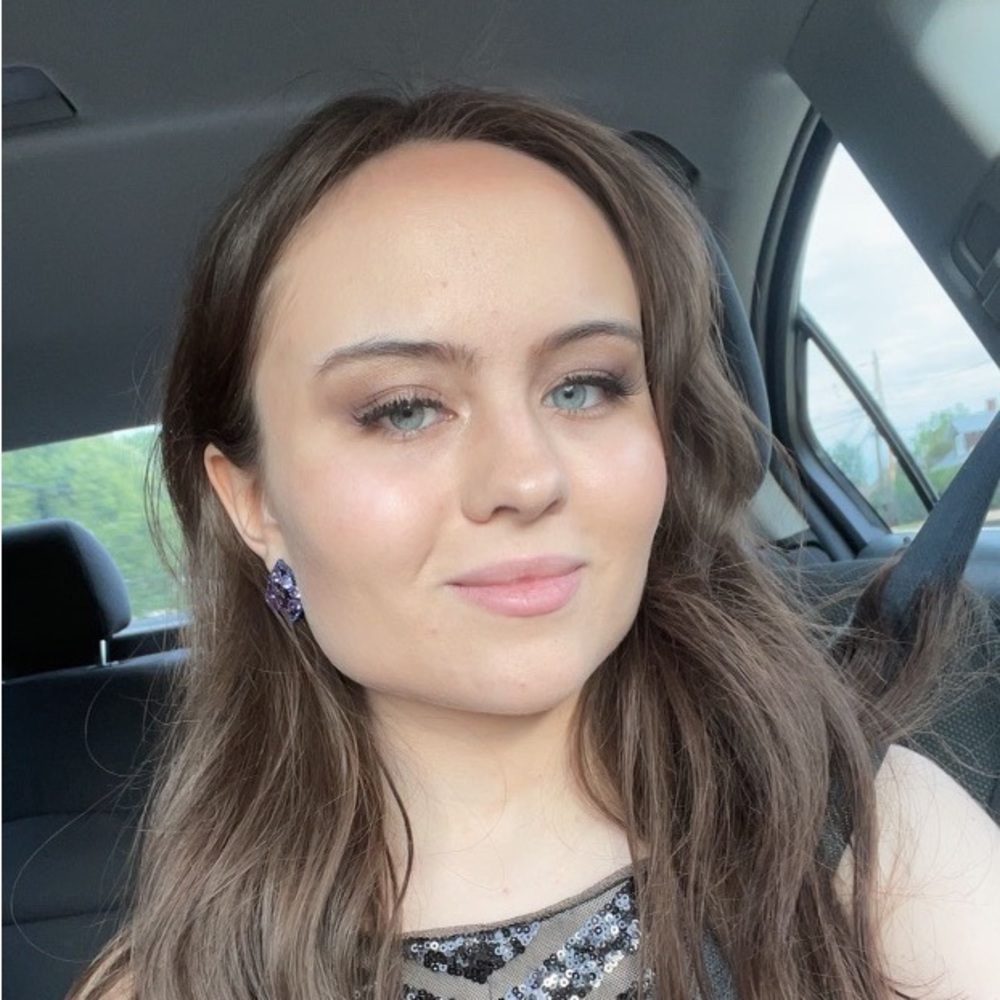 Meet your Posher, Alli